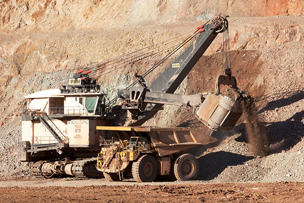 P&H 4100XPC Electric Rope Shovel Loading Truck, Morenci, Arizona