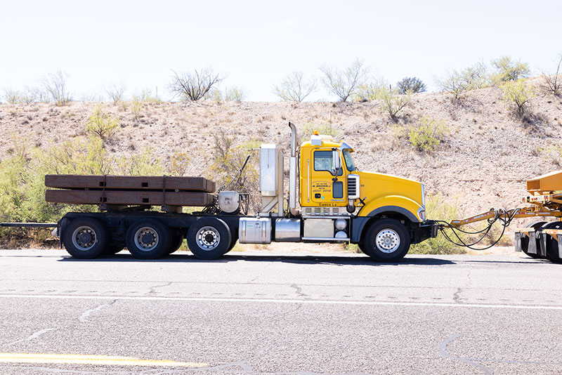 Oversize Load along US 70 near NM/AZ State Line, Hidalgo County, New Mexico