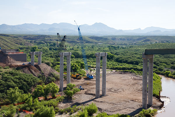 Vineyard Canyon Bridge, State Road 188, Roosevelt LakeUS Highway 191 Bridge over Gila River under Construction, Arizona